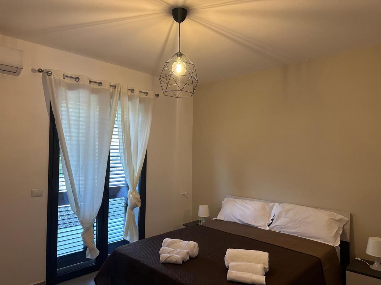Amour Ici - Villa Intera Nicolosi Esterno foto